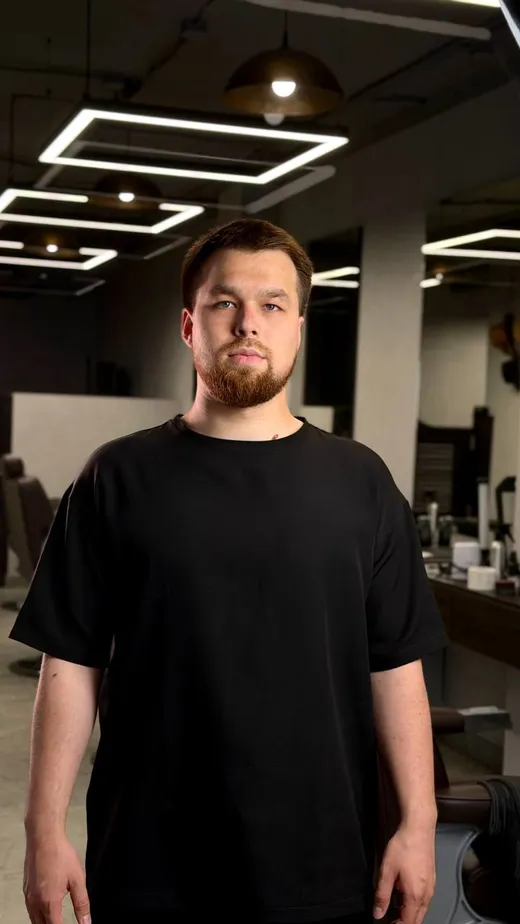 Аскар — Младший барбер